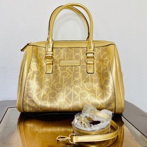 *NEW* CALVIN KLEIN | LARGE PURSE